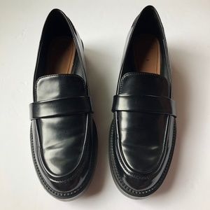 LIKE NEW Zara Woman Loafers